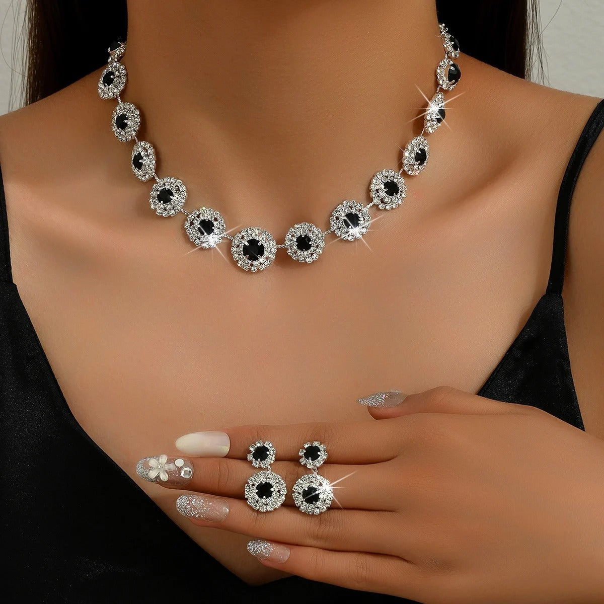 Ladies' Fashion Geometric Round Necklace Earrings Jewelry Set Suitable for Wedding, Party, Festival Gifts